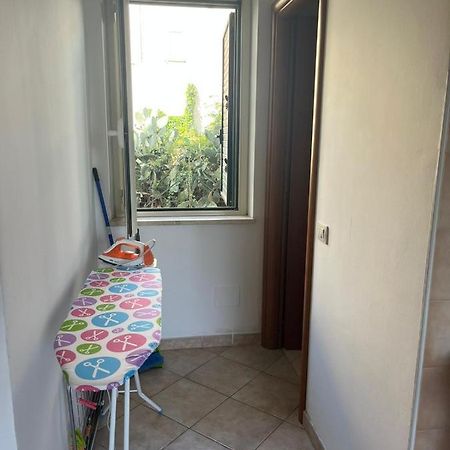 Bilocale vista mare sul lungomare Apartment Siderno Exterior foto