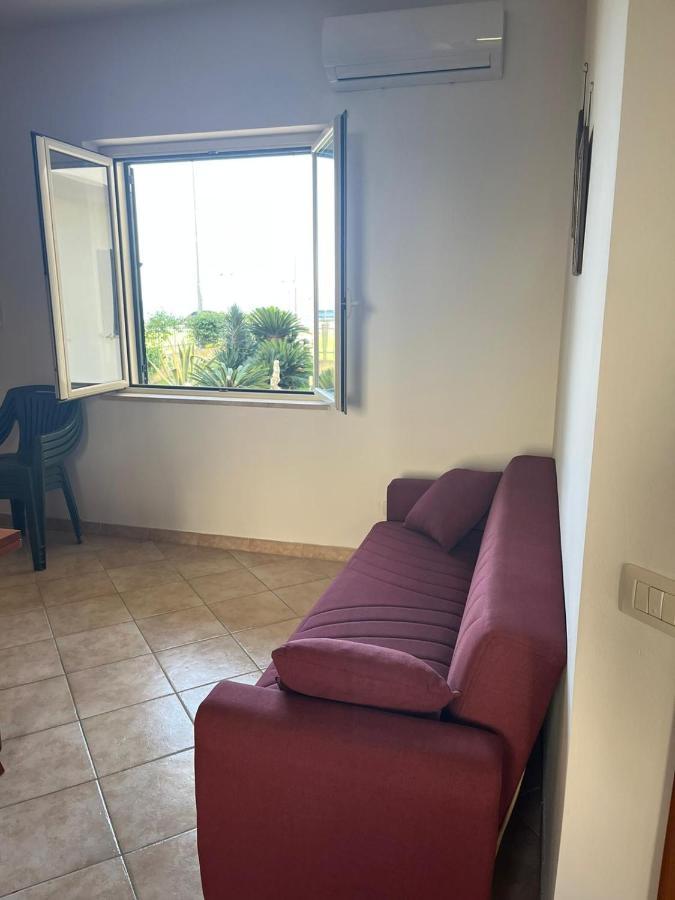 Bilocale vista mare sul lungomare Apartment Siderno Exterior foto
